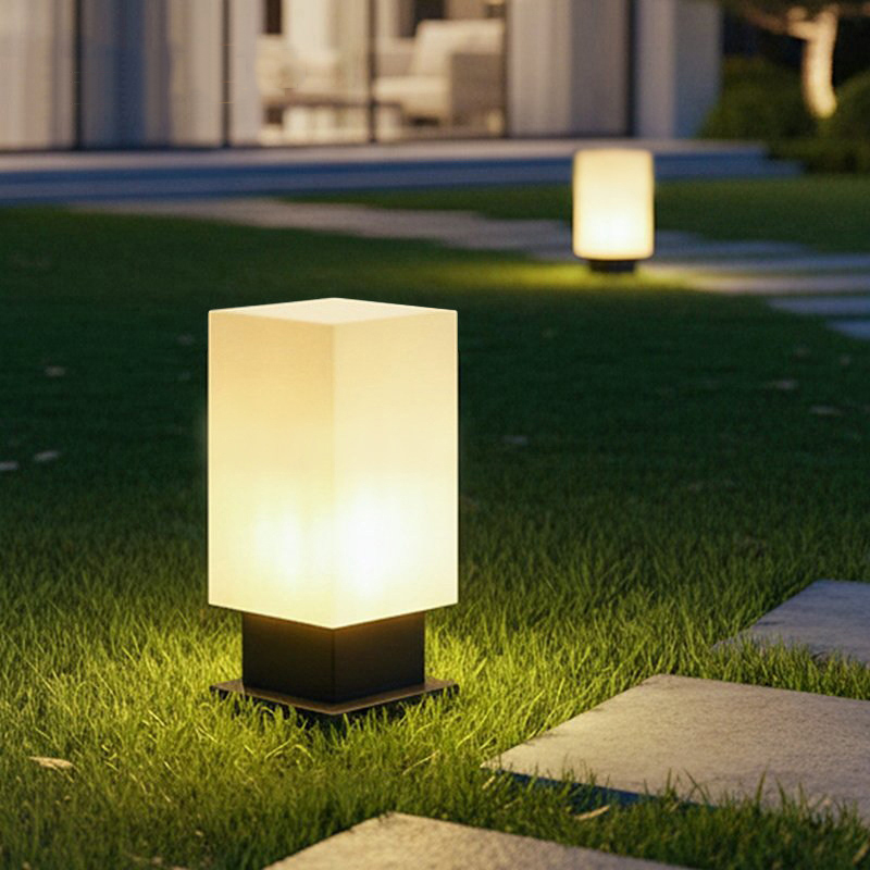 Lighting Decoration Outdoor - مصباح أرضي مضيء للساحات يعمل بالطاقة