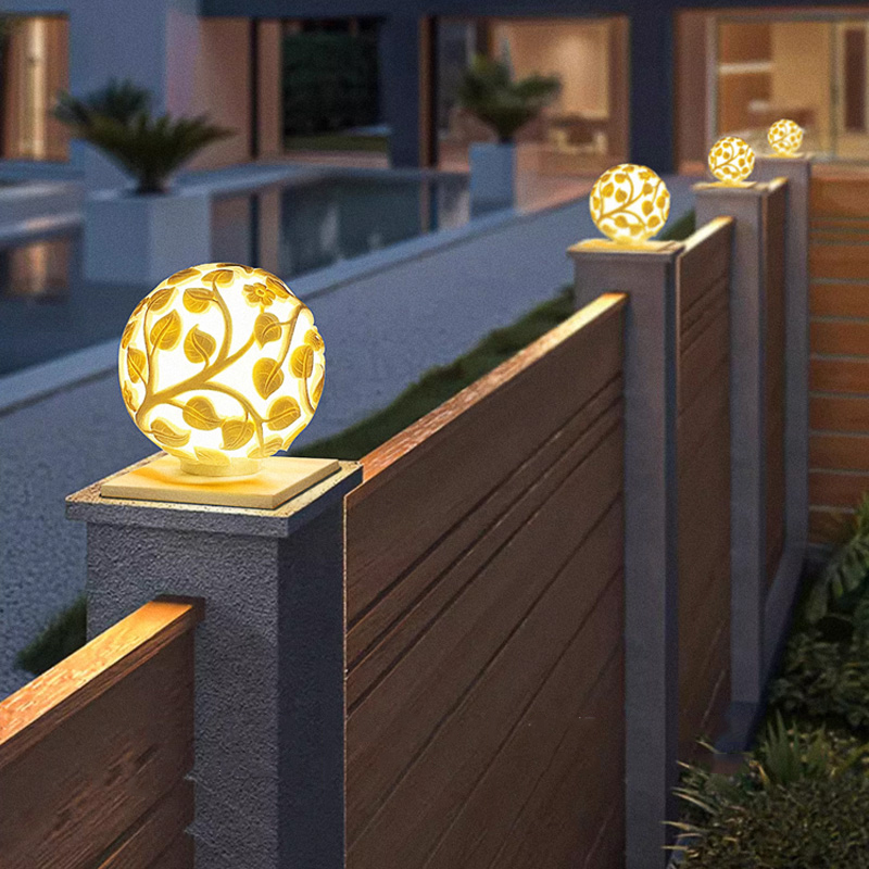Lighting Decoration Outdoor - أضواء أعمدة خارجية تعمل بالطاقة الشمسية،