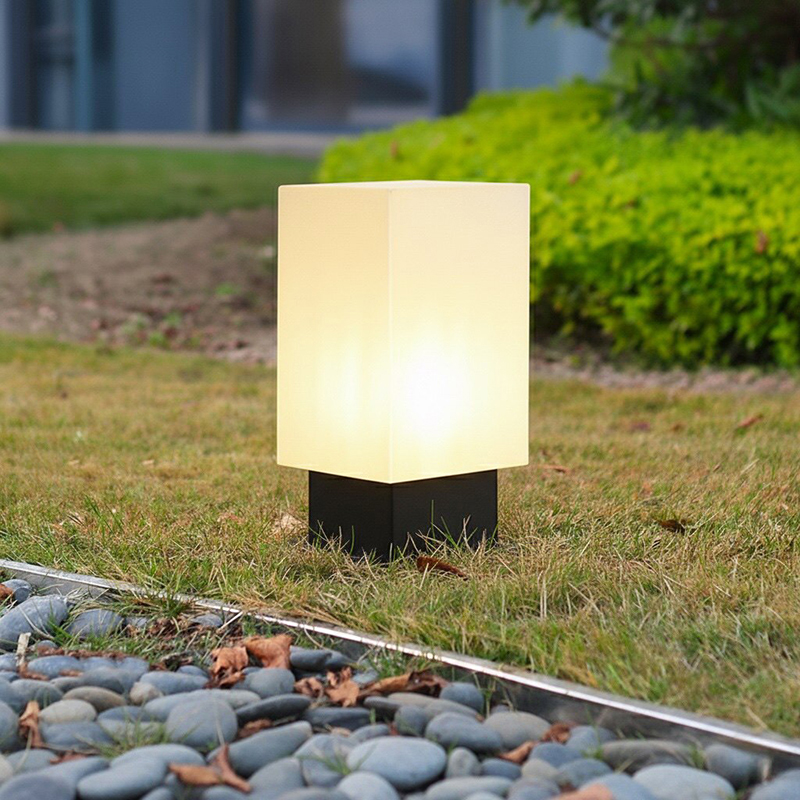مصباح أرضي مضيء للساحات يعمل ب - مراجعة Lighting Decoration Outdoor وسعره